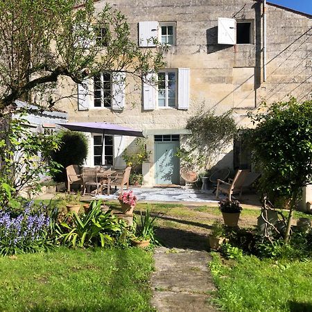 생트 L'Heure Bleue B&B 외부 사진